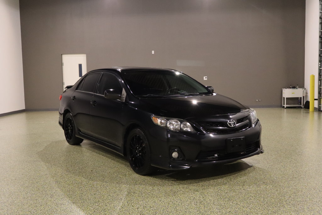 Used 2013 Toyota Corolla S w/ Premium Pkg FWD image 1