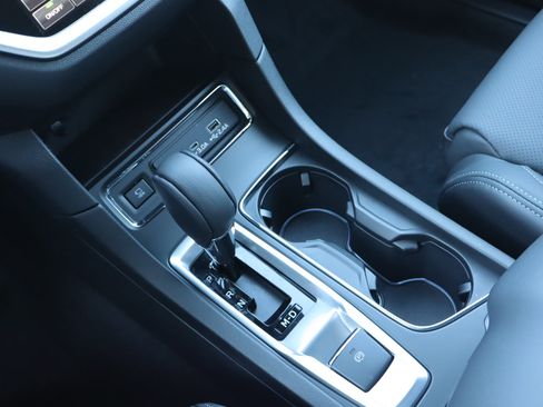 New 2026 Subaru Ascent Limited image 14