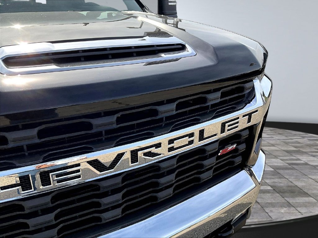 Used 2020 Chevrolet Silverado 2500 LT w/ Convenience Package AWD/4WD image 36