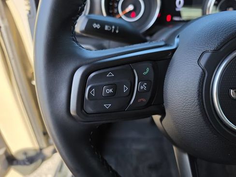 Used 2022 Jeep Wrangler Unlimited Sport AWD/4WD image 31