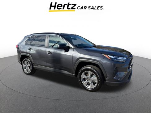 Used 2025 Toyota RAV4 LE image 1