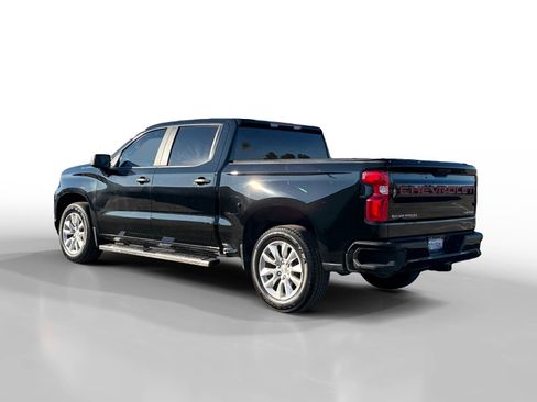 Used 2021 Chevrolet Silverado 1500 Custom image 3