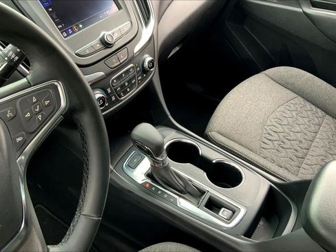 Used 2024 Chevrolet Equinox LT image 16