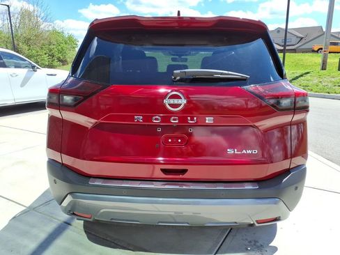 Used 2022 Nissan Rogue SL w/ SL Premium Package image 6