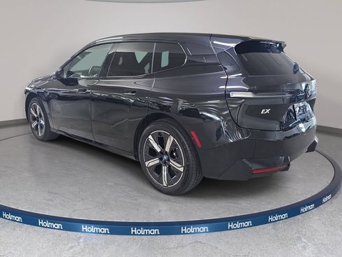 Used 2024 BMW iX xDrive50 w/ Sport Package AWD/4WD image 9