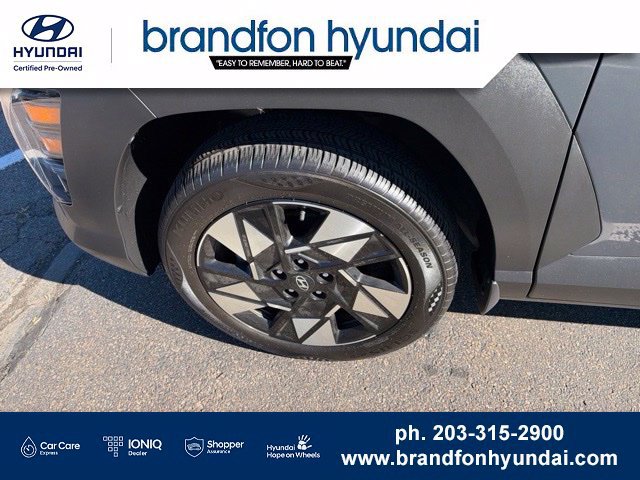 Used 2024 Hyundai Kona SEL AWD/4WD image 29