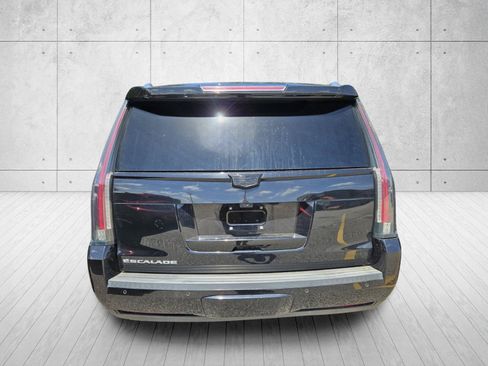 Used 2019 Cadillac Escalade Premium Luxury w/ Escalade Sport Edition RWD image 10