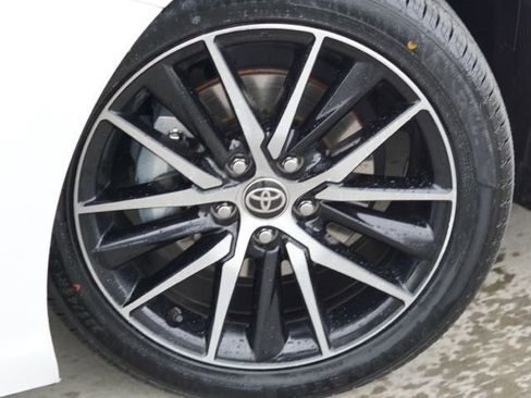 Certified 2023 Toyota Camry SE w/ Cold Weather Package image 10