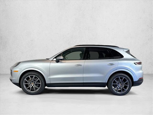 Used 2026 Porsche Cayenne AWD/4WD image 2