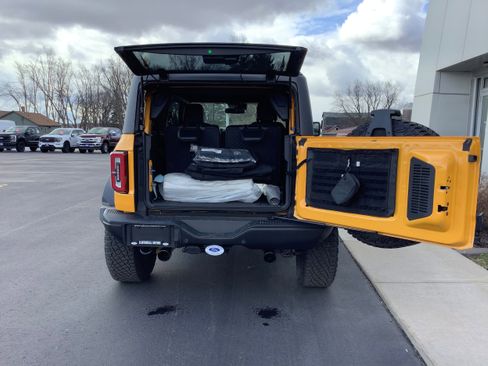 Used 2022 Ford Bronco Badlands image 7