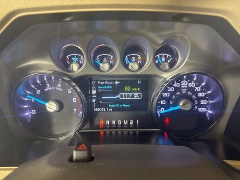 Used 2012 Ford F250 Lariat w/ Lariat Interior Pkg image 16