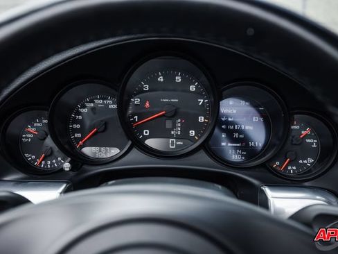 Used 2013 Porsche 911 Carrera RWD image 10