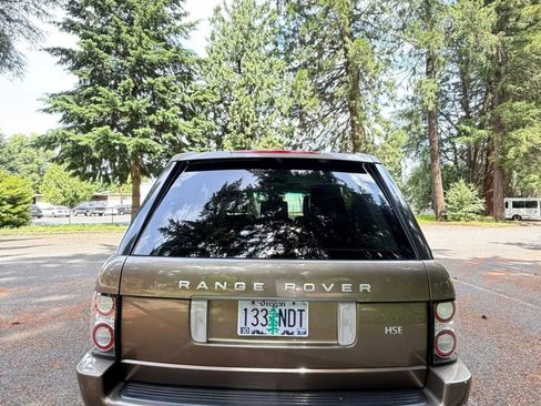 Used 2011 Land Rover Range Rover HSE LUX AWD/4WD image 6