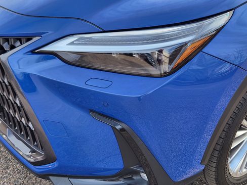 Used 2022 Lexus NX 350 AWD w/ Luxury Package image 5