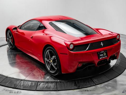 Used 2015 Ferrari 458 Italia Coupe RWD image 14