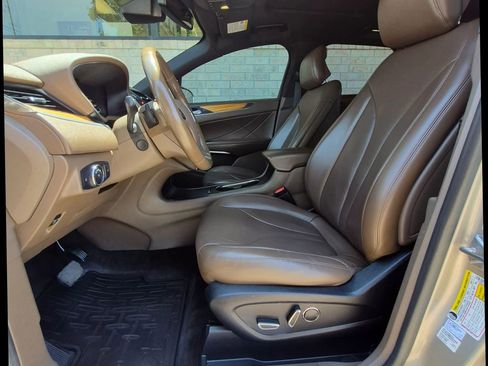 Used 2015 Lincoln MKC FWD w/ Equipment Group 102A Reserve image 11