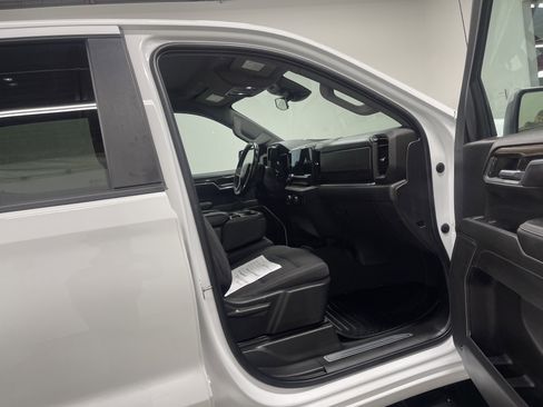 Used 2022 Chevrolet Silverado 1500 LT image 25