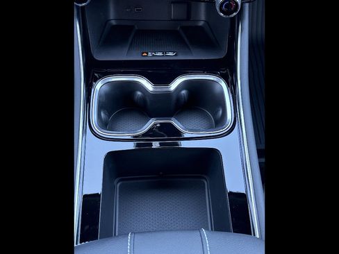 New 2026 Chevrolet Traverse LT w/ Sun and Wheel Package FWD image 33