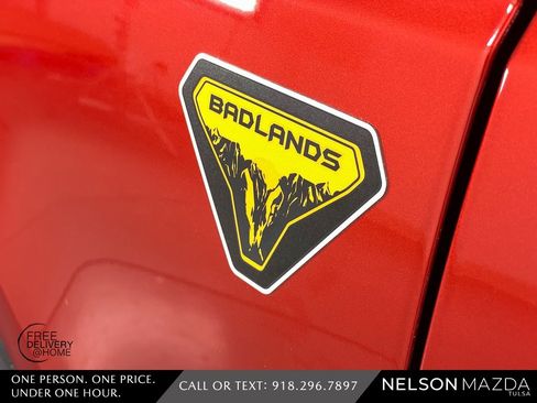 Used 2023 Ford Bronco Badlands image 18