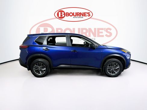 Used 2023 Nissan Rogue S AWD/4WD image 10