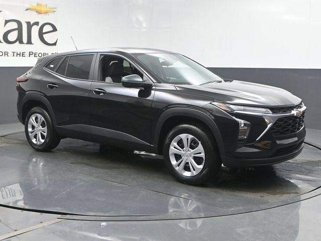 New 2026 Chevrolet Trax LS FWD image 6