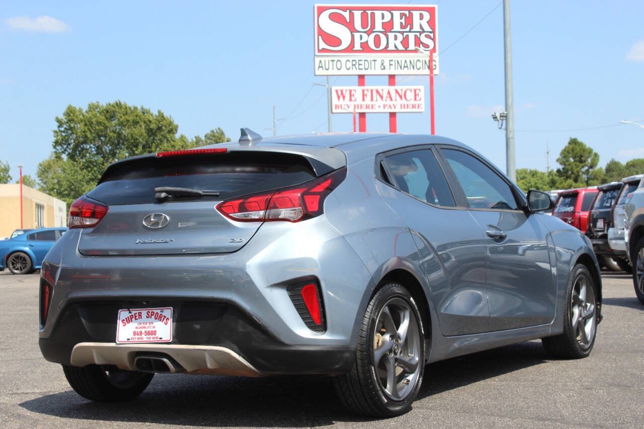 Used 2019 Hyundai Veloster 2.0 FWD image 4