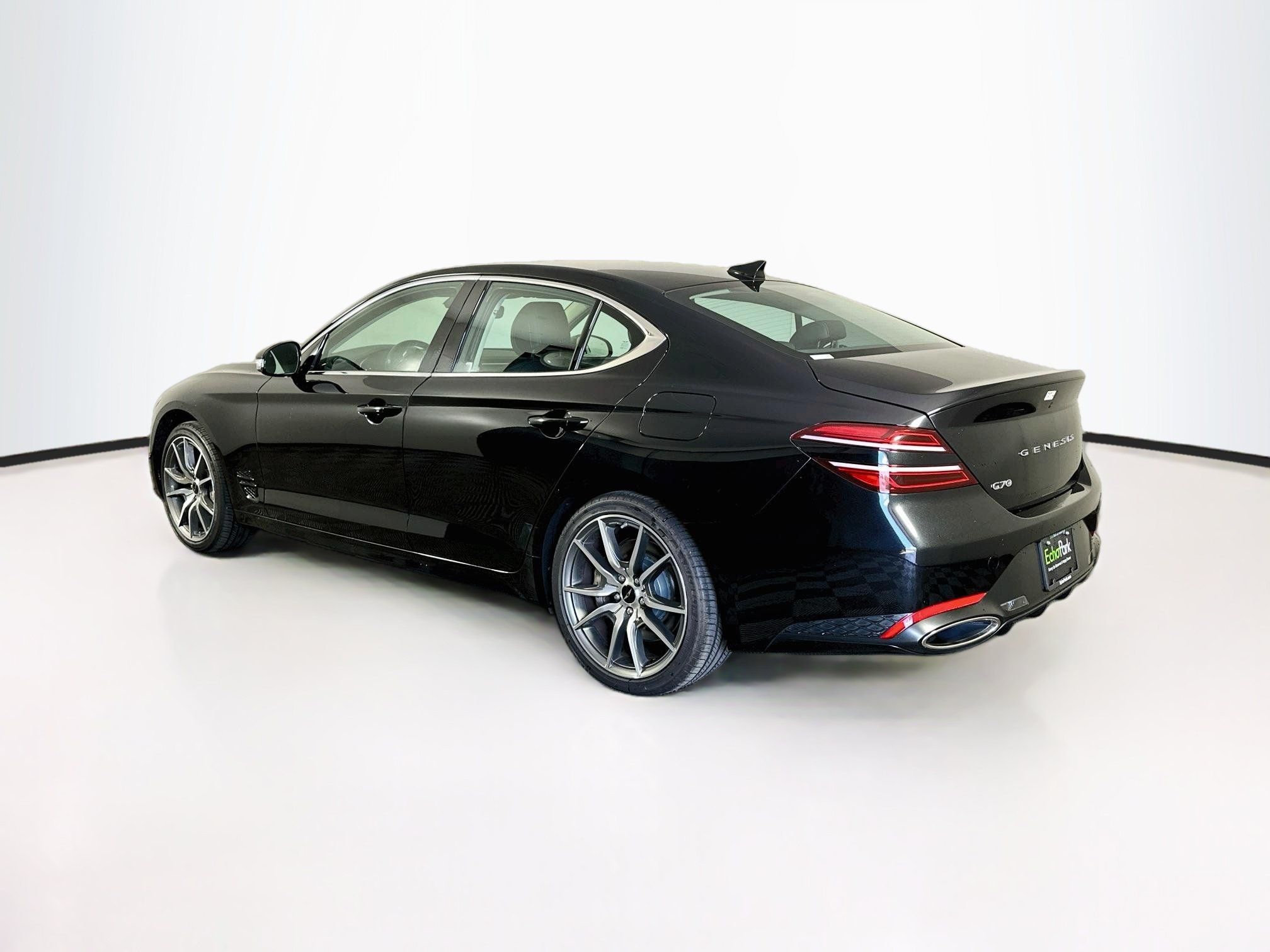 Used 2026 Genesis G70 2.5T RWD image 5