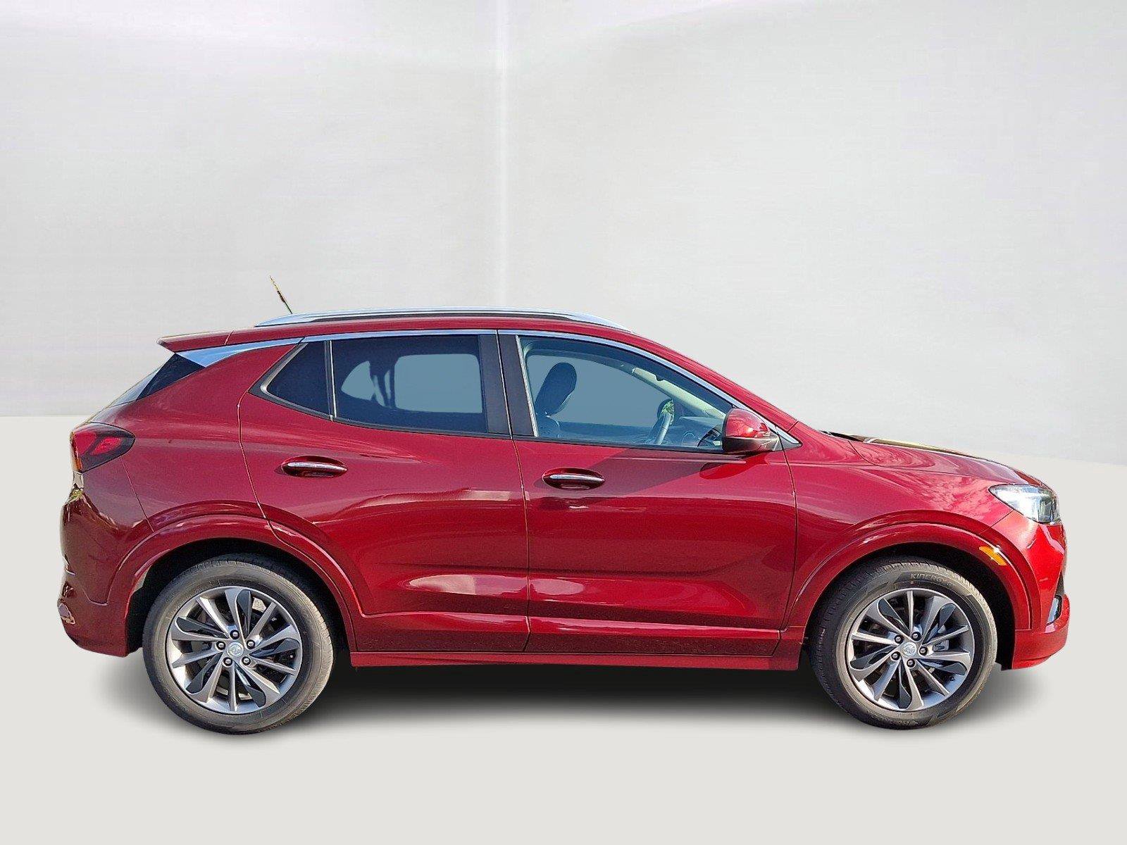 Used 2023 Buick Encore GX Select w/ Sport Touring Package FWD image 7