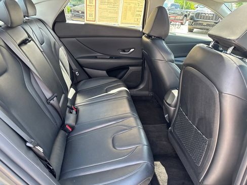 Used 2024 Hyundai Elantra Limited FWD image 48