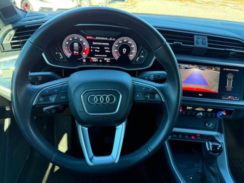 Used 2020 Audi Q3 2.0T Premium Plus image 38