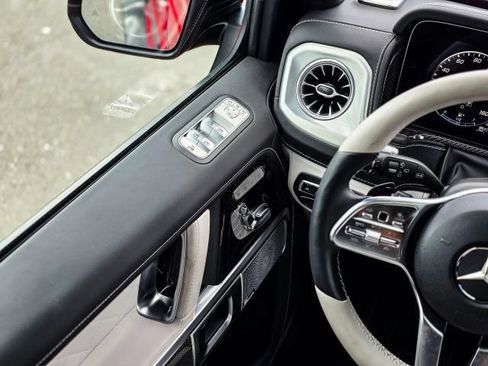 Used 2021 Mercedes-Benz G 550 image 38
