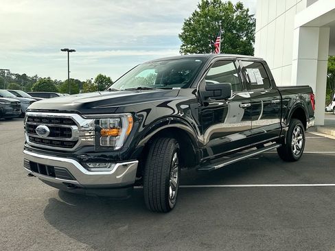 Used 2022 Ford F150 XLT w/ Equipment Group 302A High AWD/4WD image 2