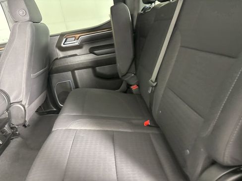 Used 2025 Chevrolet Silverado 1500 LT image 20