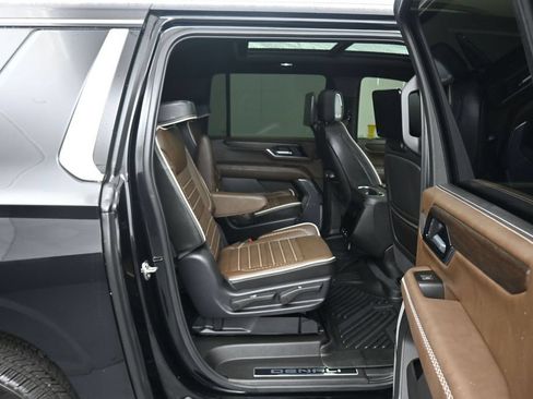 Used 2026 GMC Yukon XL Denali Ultimate AWD/4WD image 55