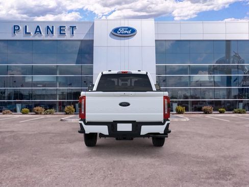 New 2026 Ford F250 Lariat w/ Black Appearance Package AWD/4WD image 6