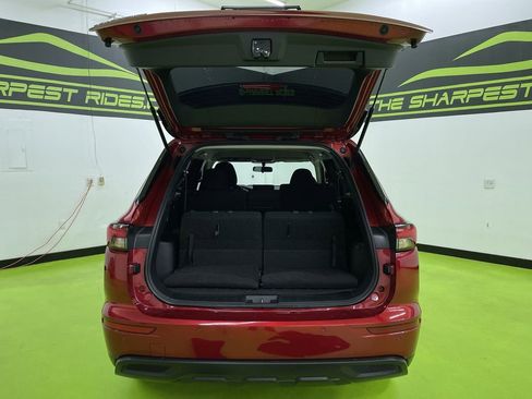 Used 2022 Mitsubishi Outlander ES image 9