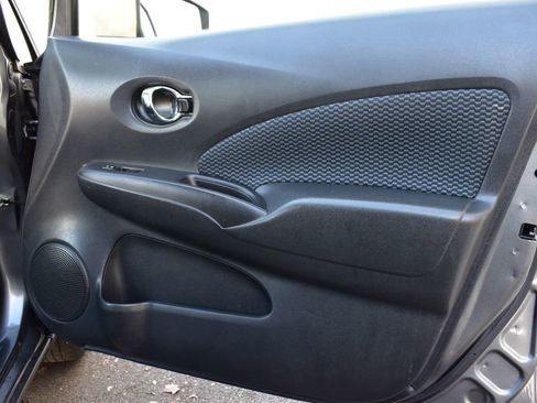 Used 2016 Nissan Versa Note SV image 37