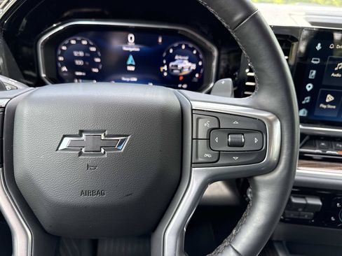 Used 2026 Chevrolet Silverado 1500 LT Trail Boss w/ LT Trail Boss Premium Package AWD/4WD image 16