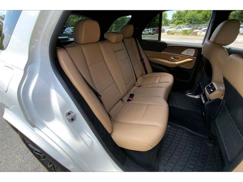 Used 2024 Mercedes-Benz GLE 350 4MATIC image 26