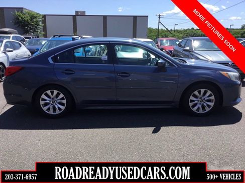 Used 2017 Subaru Legacy 2.5i Premium AWD/4WD image 1