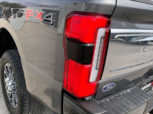 Used 2024 Ford F250 Limited w/ FX4 Off-Road Package image 27