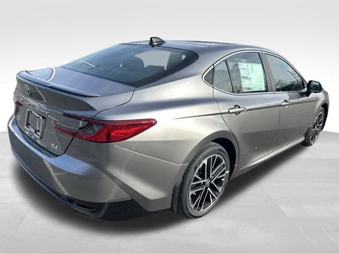 New 2026 Toyota Camry XLE image 5