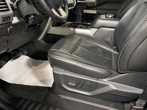 Used 2020 Ford F250 Lariat image 12