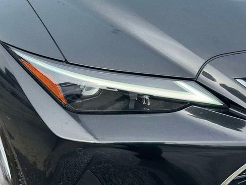 Used 2023 Lexus IS 300 AWD w/ Premium Package image 13