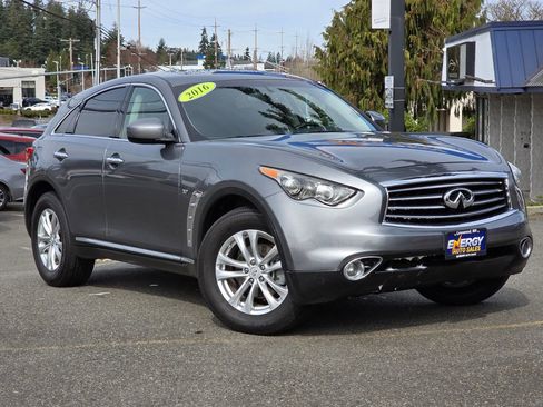 Used 2016 INFINITI QX70 2WD image 2