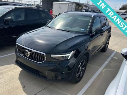 Used 2023 Volvo XC40 B5 Plus w/ Protection Package Premier