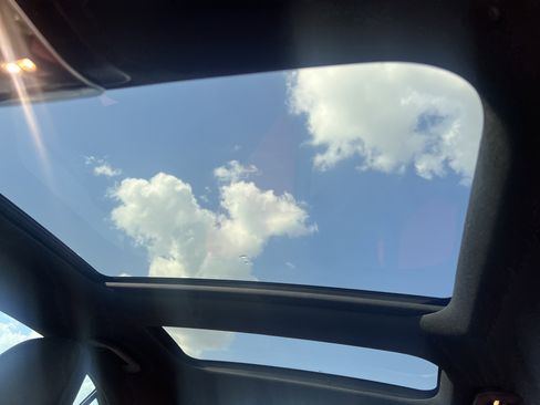 Used 2022 Mercedes-Benz C 300 Sedan image 27