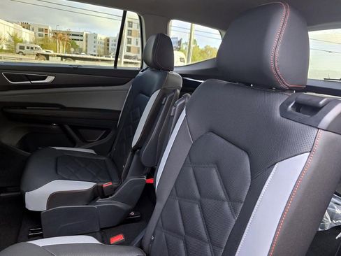 New 2026 Volkswagen Atlas Peak Edition AWD/4WD image 29