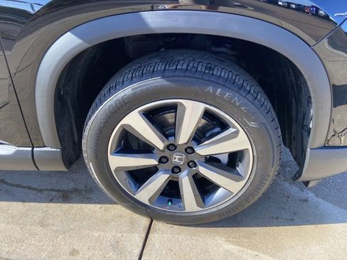 Used 2025 Honda Pilot Elite image 27