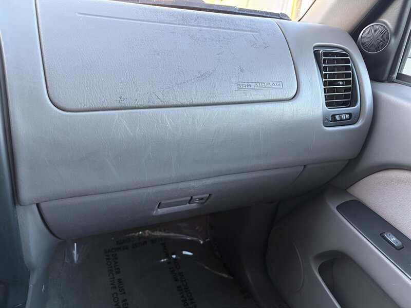 Used 2001 Toyota 4Runner SR5 RWD image 21